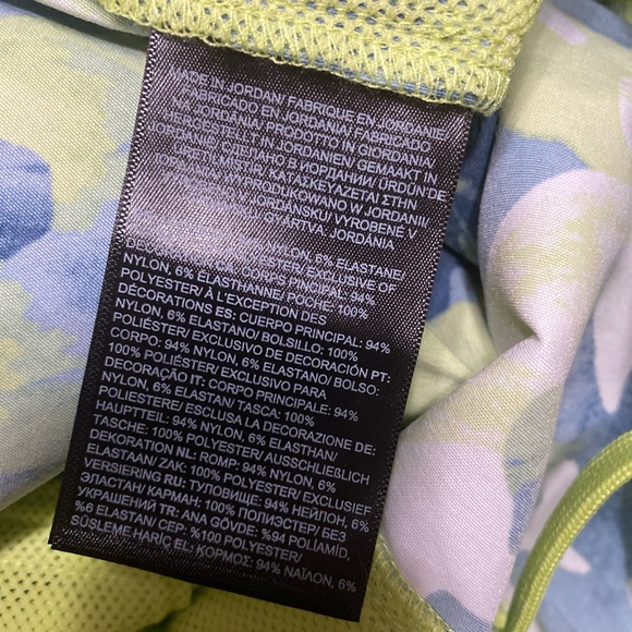 The North Face Men's XL Green Tropical Print Class V Pull-On Shorts Relaxed NWT - Picture 9 of 16